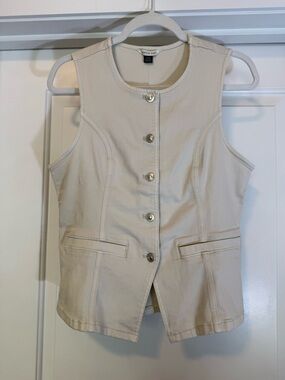 American Eagle Button-Front Vest Jacket in “bone”